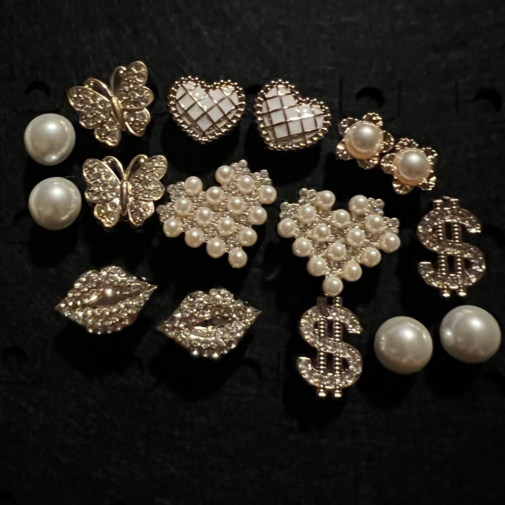 New 16 Pcs Luxury Rhinestone Butterfly Dollar Sign Lips Croc Charms Set - Picture 2 of 10